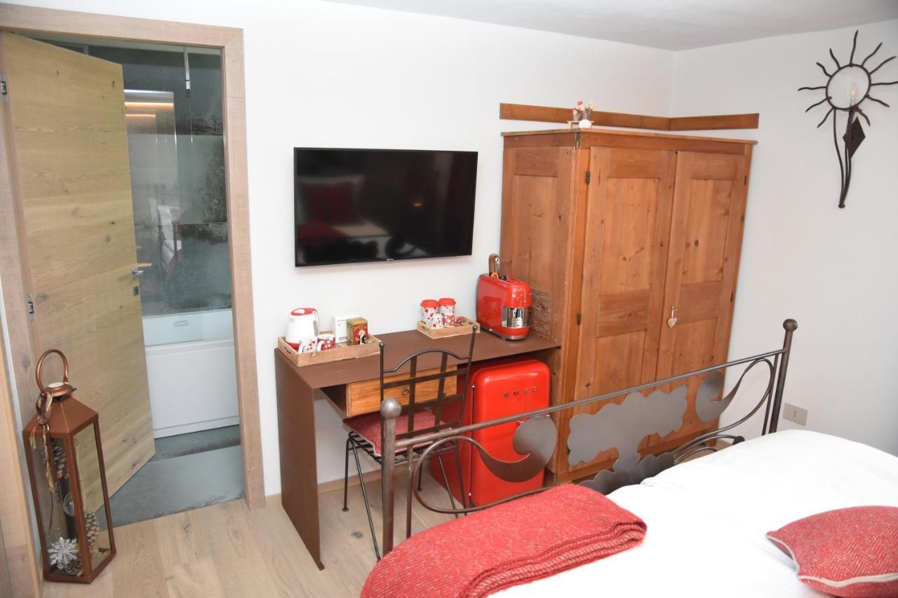 Maison Ida Курмайор Екстериор снимка