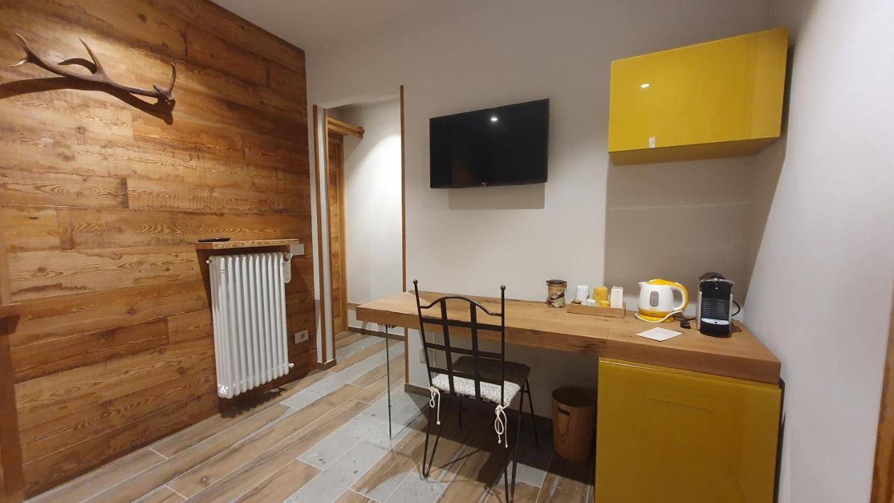 Maison Ida Курмайор Екстериор снимка