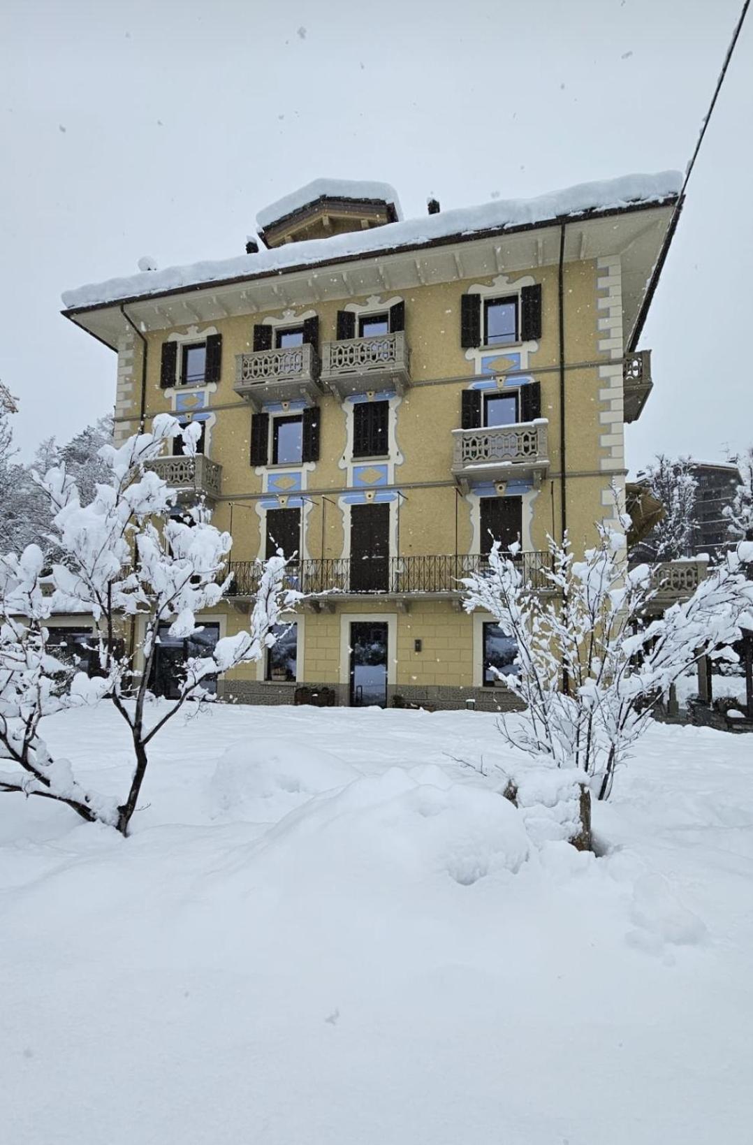 Maison Ida Курмайор Екстериор снимка